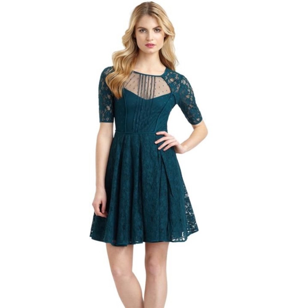 BCBG Max Azria Lace Green Mini Cocktail Dress 8